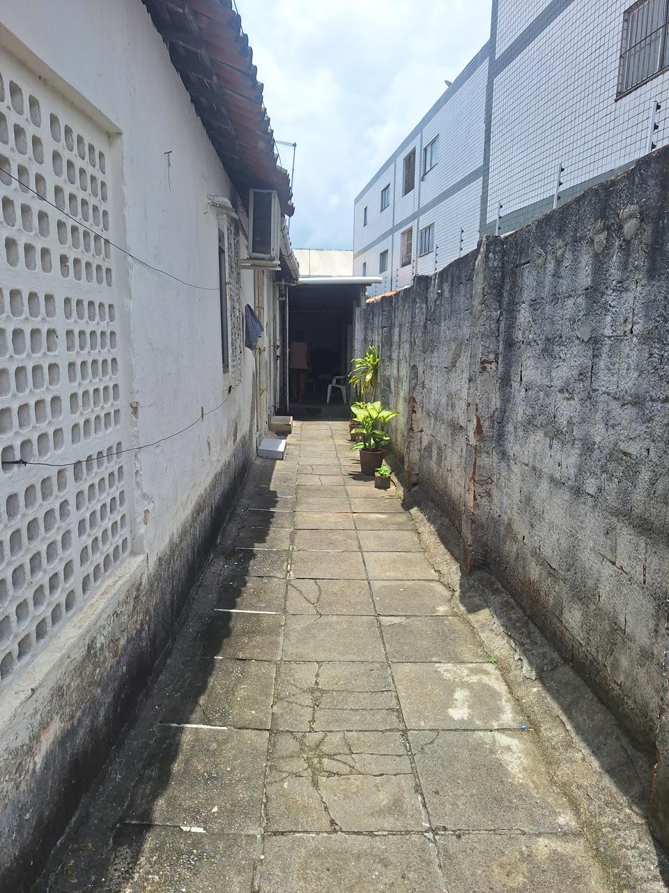 Imagem Casa com 3 Quartos à Venda, 410 m² em Zumbi - Recife Imagem Casa com 3 Quartos à Venda, 410 m² em Zumbi - Recife
