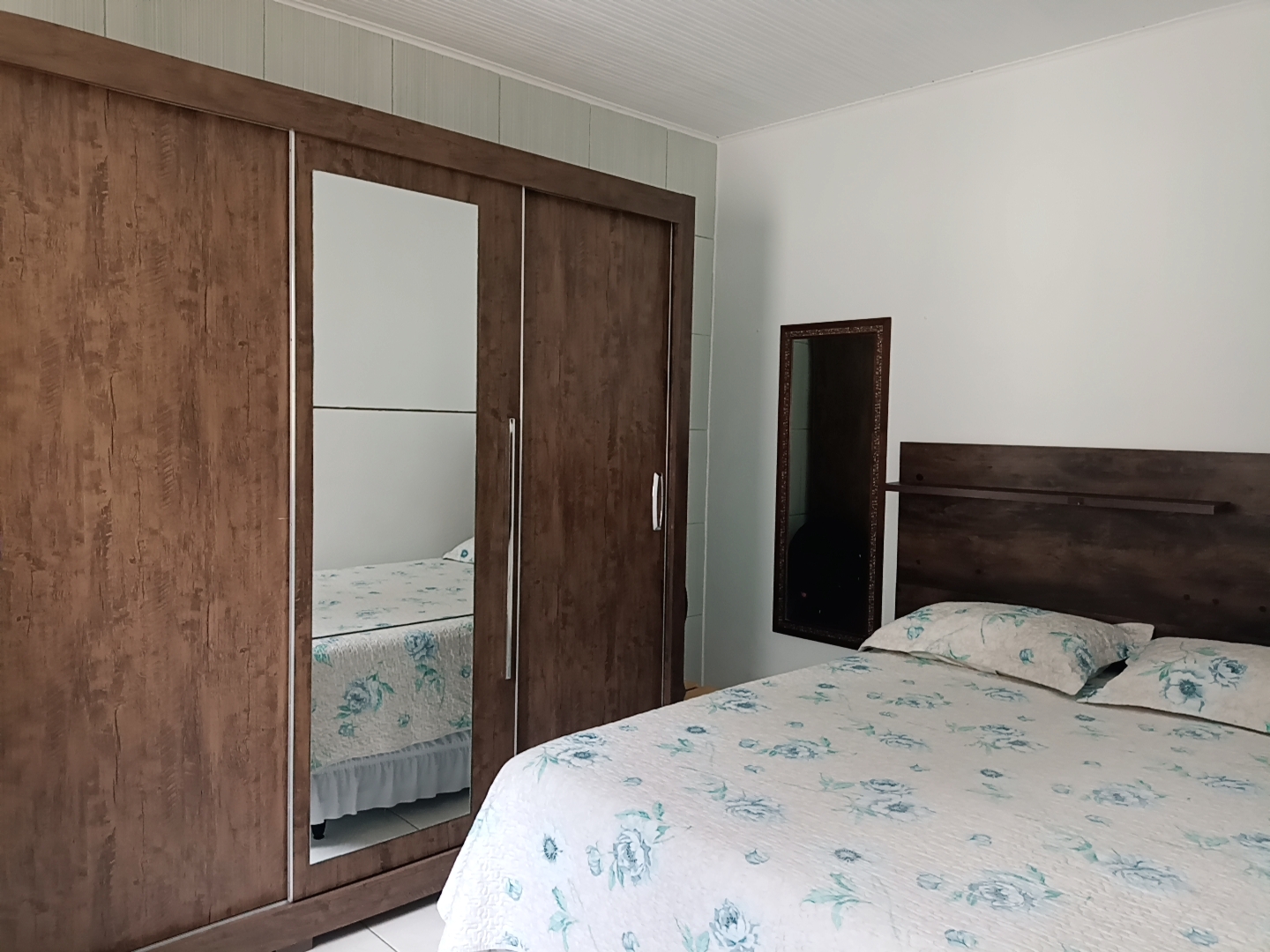 Imagem Casa com 4 Quartos à Venda, 200 m²em Praia de Fora - Palhoça