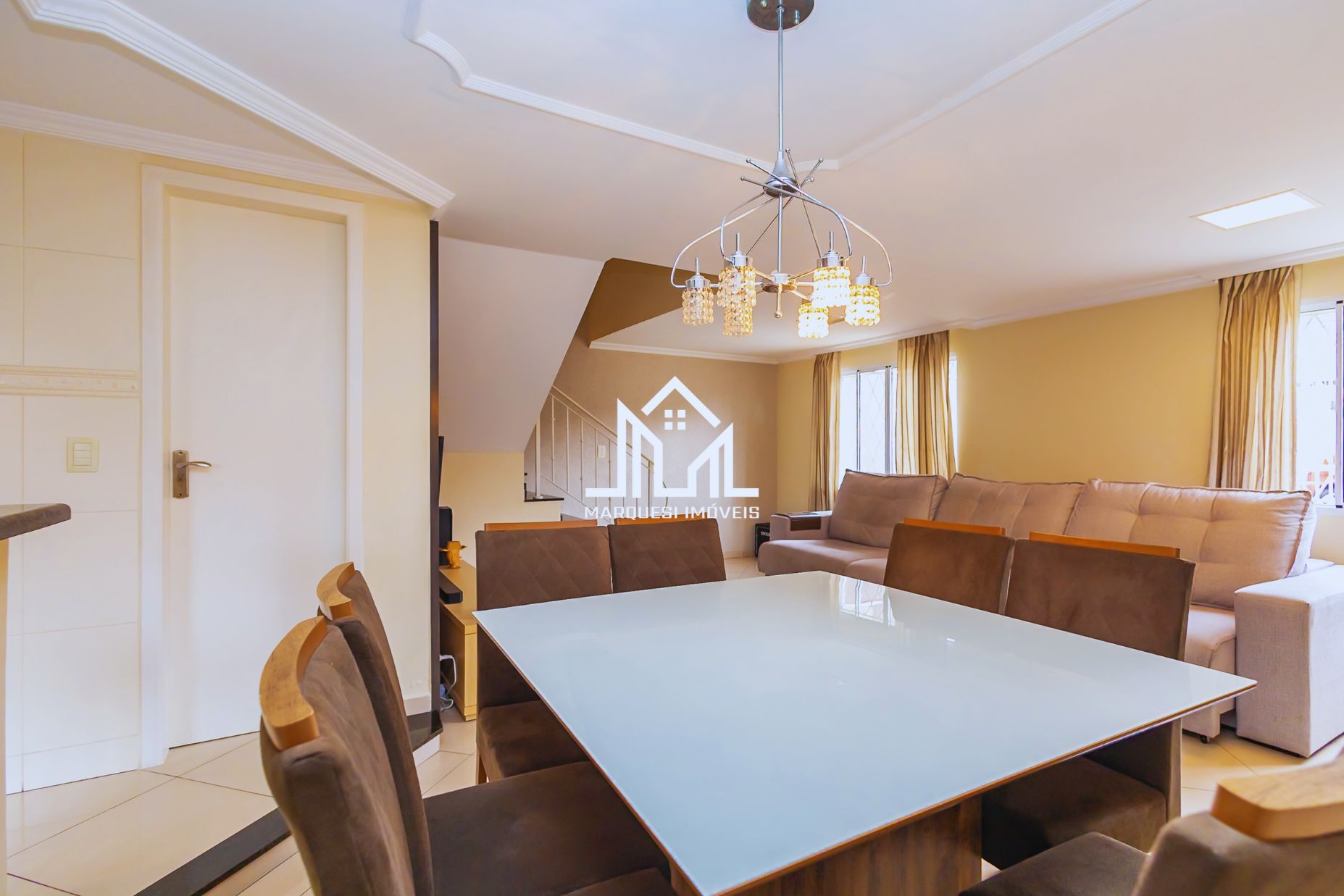 Imagem Sobrado com 3 Quartos à Venda, 172 m²em Santa Felicidade - Curitiba