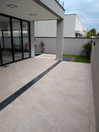 Imagem Casa de Condomínio com 4 Quartos à Venda, 272 m² em Botujuru - Mogi das Cruzes