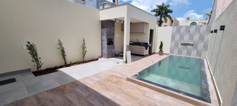 Imagem Sobrado com 3 Quartos à Venda, 151 m² em Parque Esplanada III - Valparaíso de Goiás Imagem Sobrado com 3 Quartos à Venda, 151 m² em Parque Esplanada III - Valparaíso de Goiás