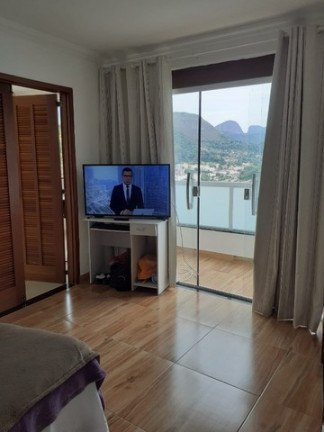 Imagem Sobrado com 2 Quartos à Venda,  em Araras - Teresópolis