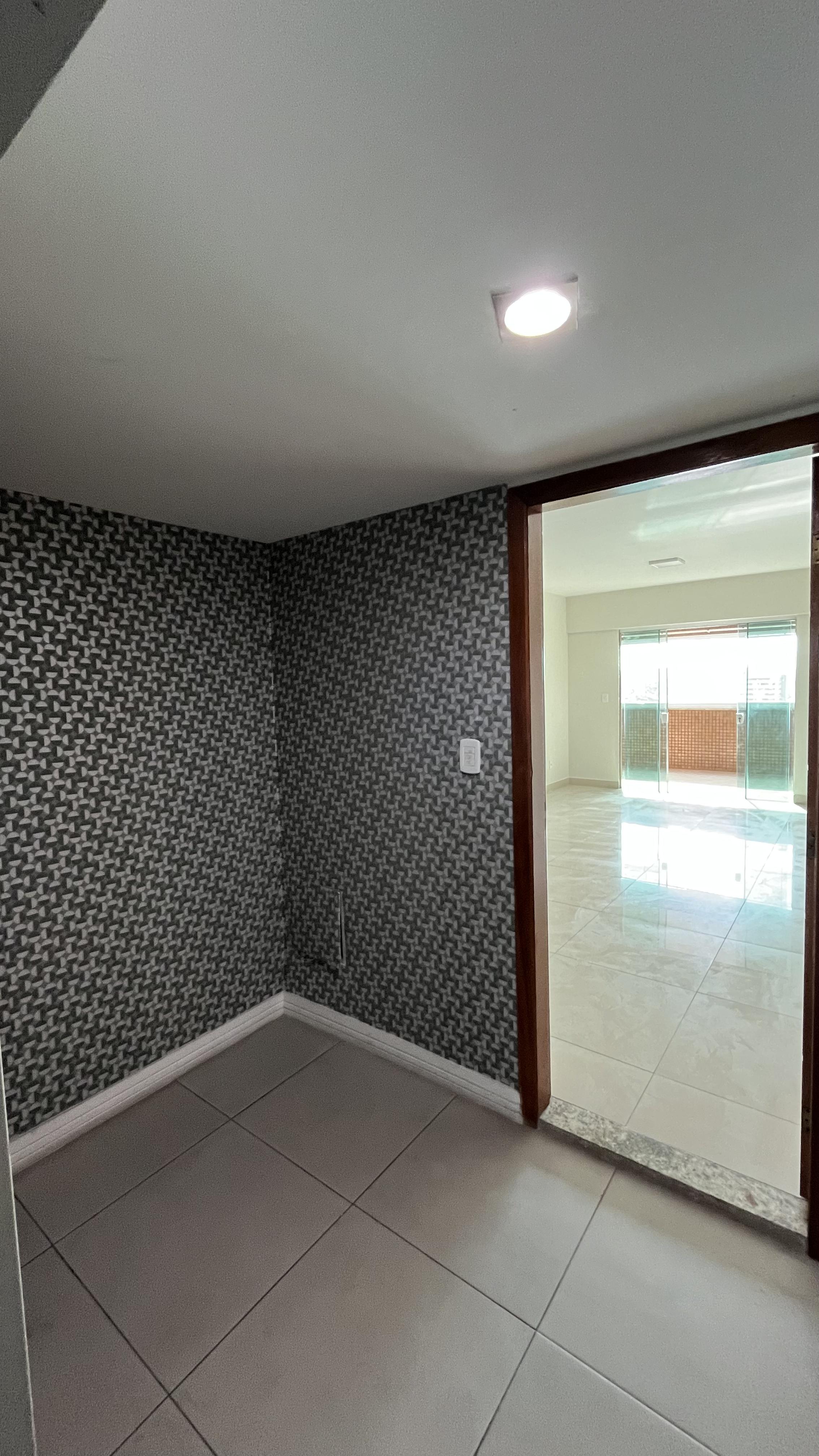 Imagem Apartamento com 3 Quartos para Alugar, 110 m²em Góes Calmon - Itabuna