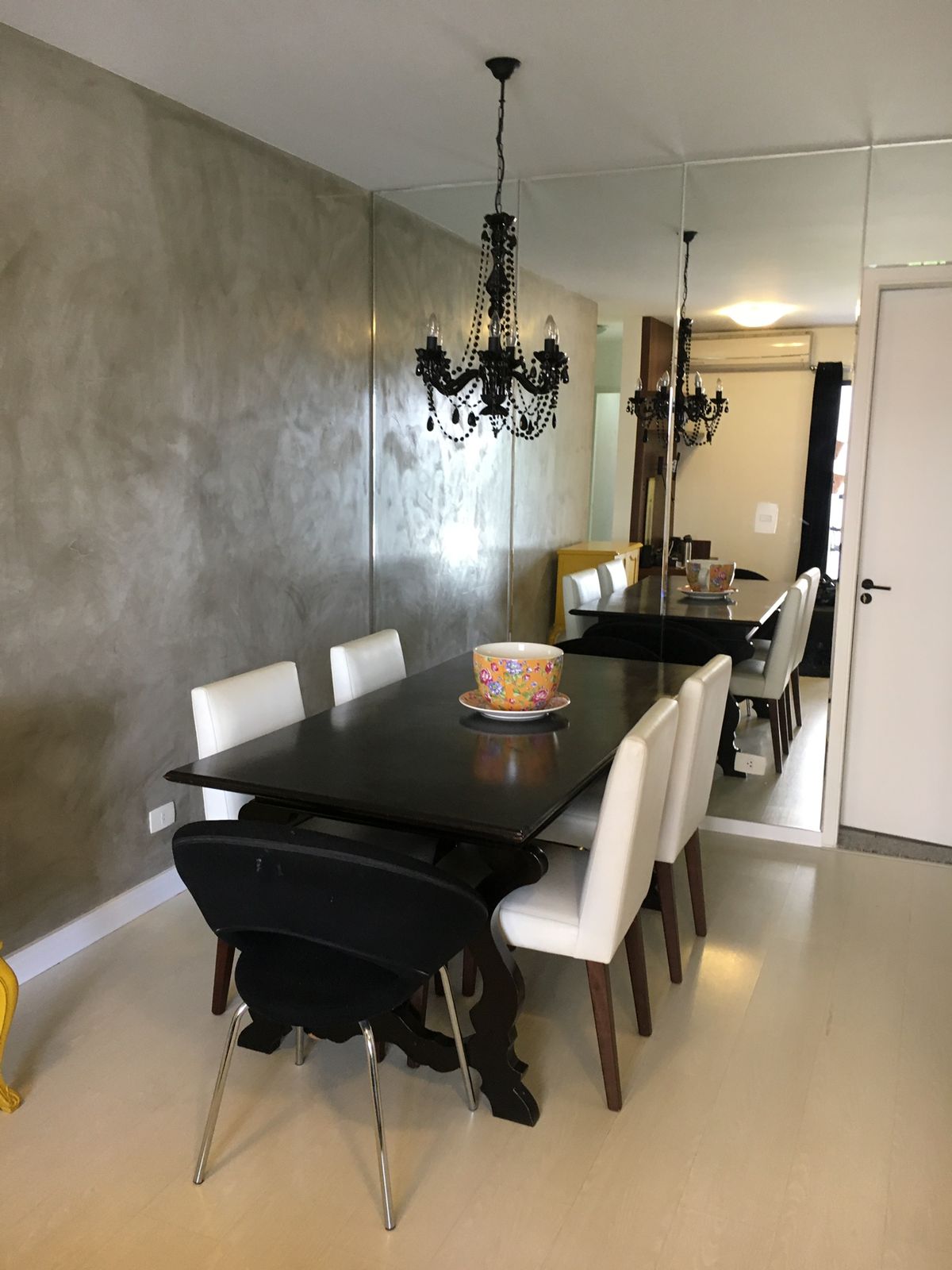 Imagem Apartamento com 3 Quartos à Venda, 95 m²em Indianópolis - São Paulo