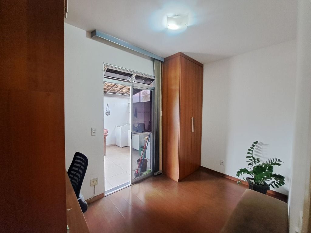 Imagem Apartamento com 3 Quartos à Venda, 119 m² em Planalto - Belo Horizonte