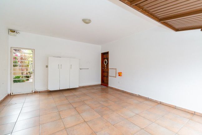 Imagem Casa com 3 Quartos à Venda, 182 m² em Bacacheri - Curitiba Imagem Casa com 3 Quartos à Venda, 182 m² em Bacacheri - Curitiba