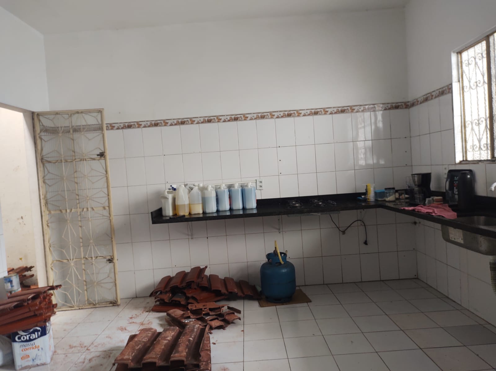 Imagem Casa com 3 Quartos à Venda ou Locação, 282 m²em Parque 10 de Novembro - Manaus Imagem Casa com 3 Quartos à Venda ou Locação, 282 m²em Parque 10 de Novembro - Manaus