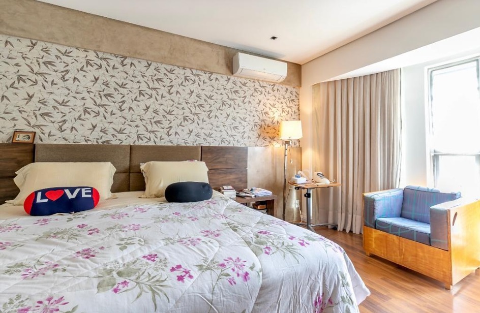 Imagem Casa com 5 Quartos à Venda, 700 m²em Brooklin Paulista - São Paulo Imagem Casa com 5 Quartos à Venda, 700 m²em Brooklin Paulista - São Paulo