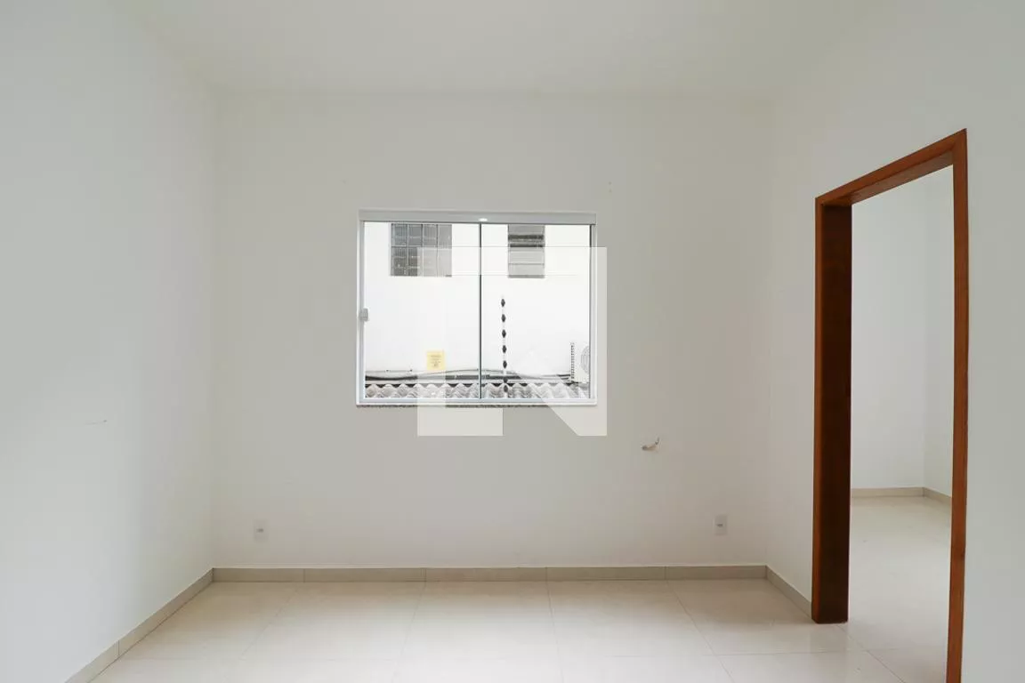 Imagem Apartamento com 2 Quartos para Alugar, 41 m²em Tucuruvi - São Paulo