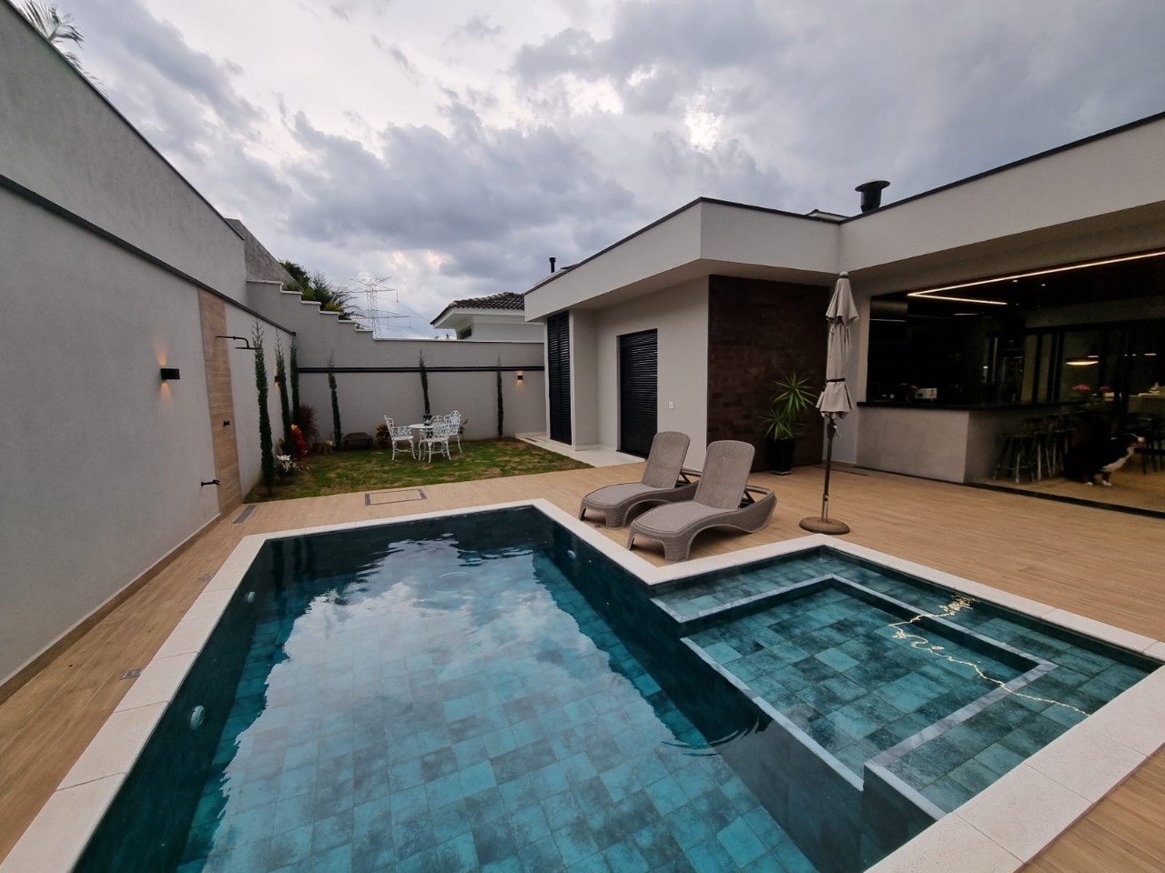 Imagem Casa de Condomínio com 3 Quartos à Venda, 270 m²em Medeiros - Jundiaí Imagem Casa de Condomínio com 3 Quartos à Venda, 270 m²em Medeiros - Jundiaí