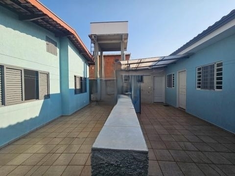 Imagem Casa com 3 Quartos à Venda, 201 m² em Parque Taquaral - Campinas Imagem Casa com 3 Quartos à Venda, 201 m² em Parque Taquaral - Campinas
