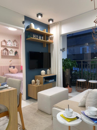Apartamento com 2 Quartos à Venda, 34 m² em Lapa de Baixo - São Paulo