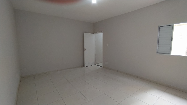 Imagem Casa com 2 Quartos à Venda, 82 m² em Vila Cidinha - Mogi Das Cruzes