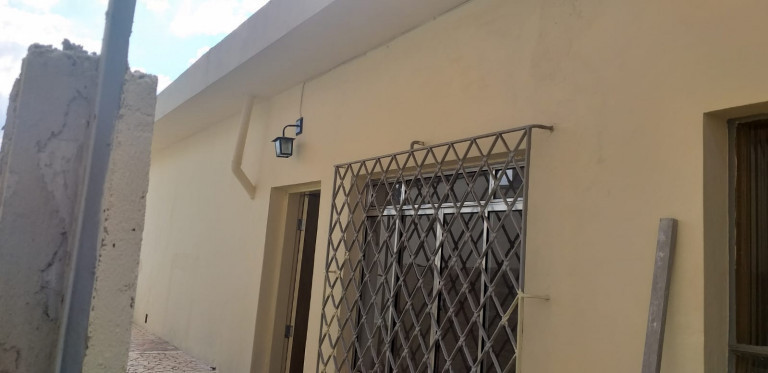 Imagem Casa com 2 Quartos à Venda, 190 m² em Vila Romana - São Paulo