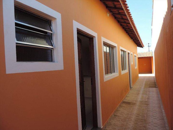 Imagem Casa com 2 Quartos à Venda, 75 m² em Itanhaém Imagem Casa com 2 Quartos à Venda, 75 m² em Itanhaém