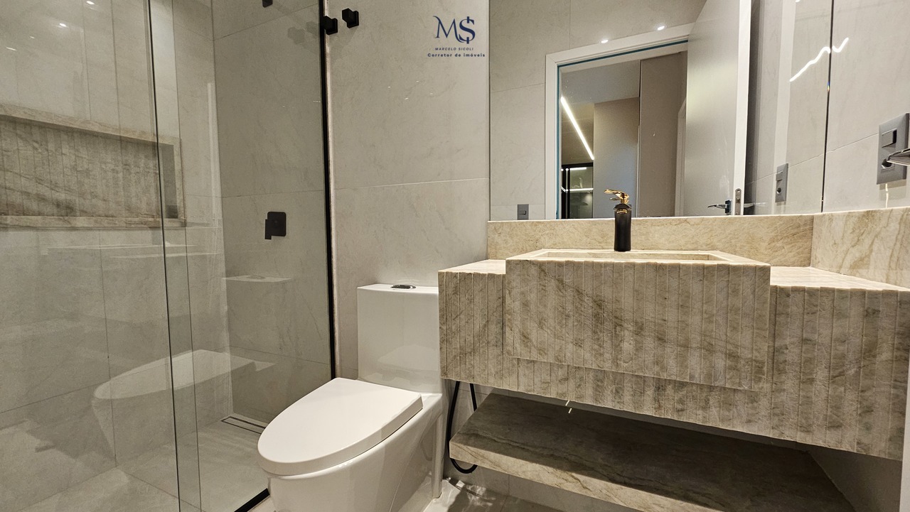Imagem Casa com 4 Quartos à Venda, 400 m²em Setor Habitacional Vicente Pires - Brasília Imagem Casa com 4 Quartos à Venda, 400 m²em Setor Habitacional Vicente Pires - Brasília