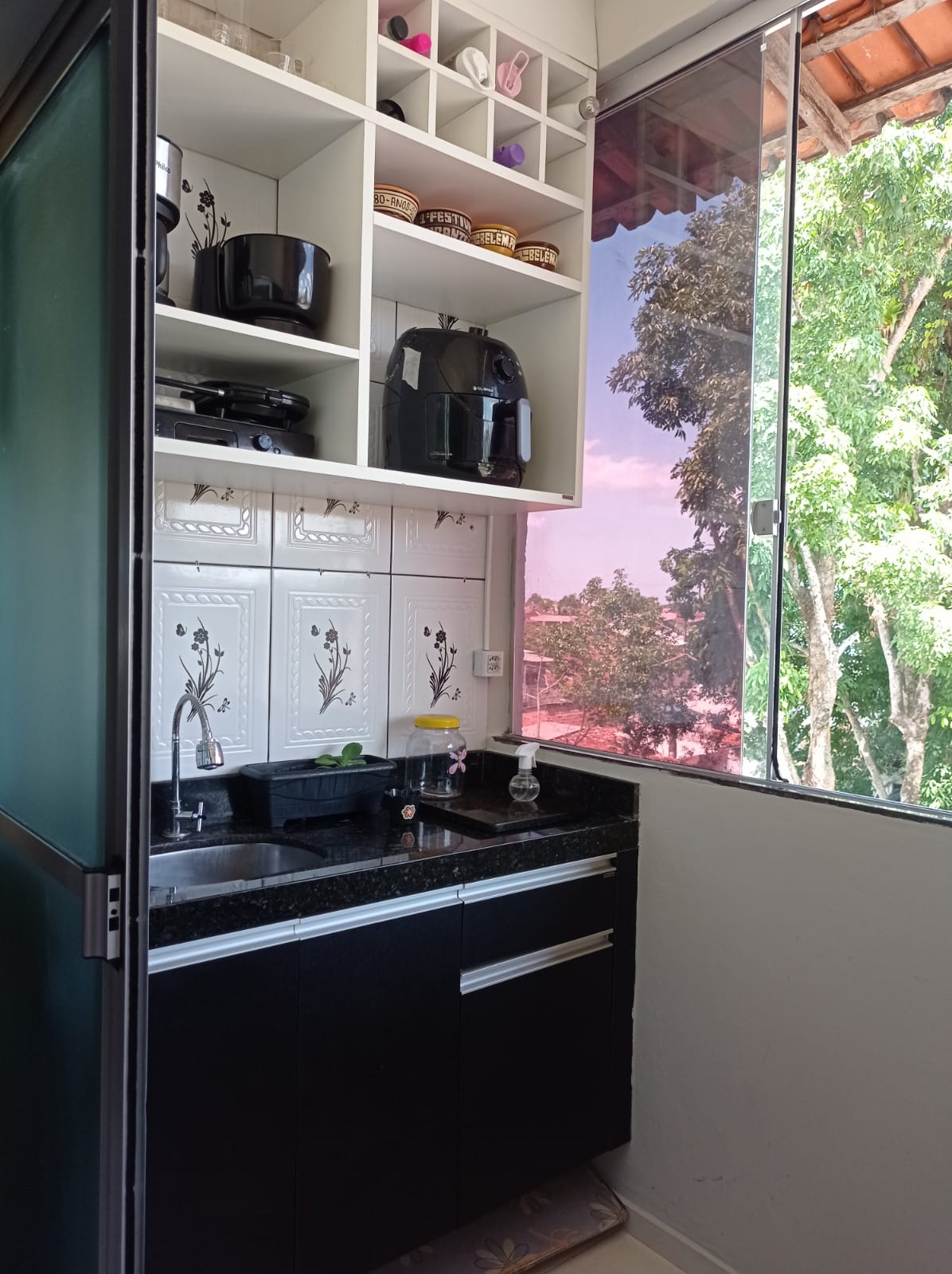 Imagem Apartamento com 2 Quartos à Venda, 65 m²em Coqueiro - Ananindeua