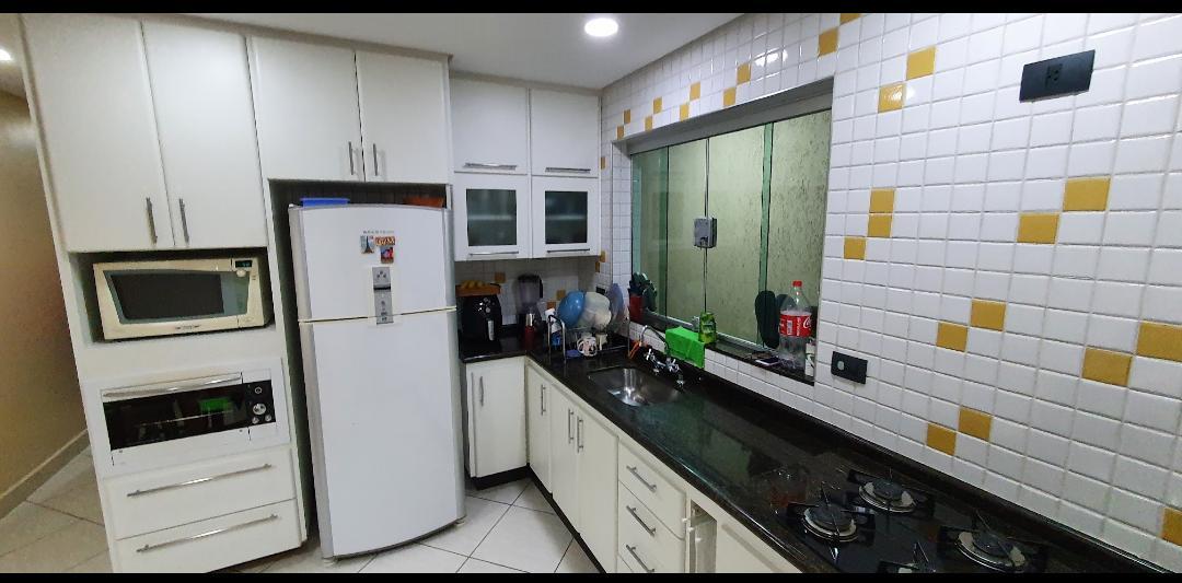 Imagem Sobrado com 3 Quartos à Venda, 243 m²em Santo Antônio - Osasco