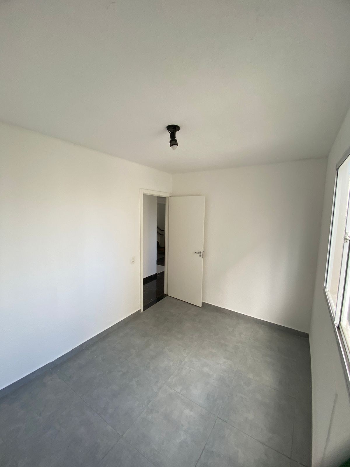 Imagem Apartamento com 2 Quartos à Venda, 45 m² em Bangu - Rio de Janeiro Imagem Apartamento com 2 Quartos à Venda, 45 m² em Bangu - Rio de Janeiro