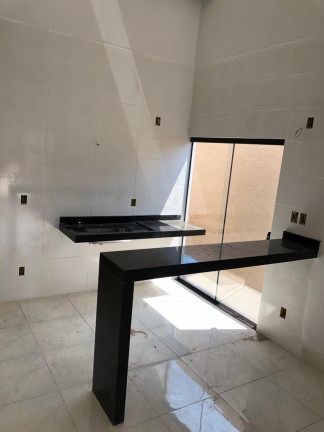 Imagem Casa com 3 Quartos à Venda, 103 m² em Condomínio das Esmeraldas - Goiânia Imagem Casa com 3 Quartos à Venda, 103 m² em Condomínio das Esmeraldas - Goiânia