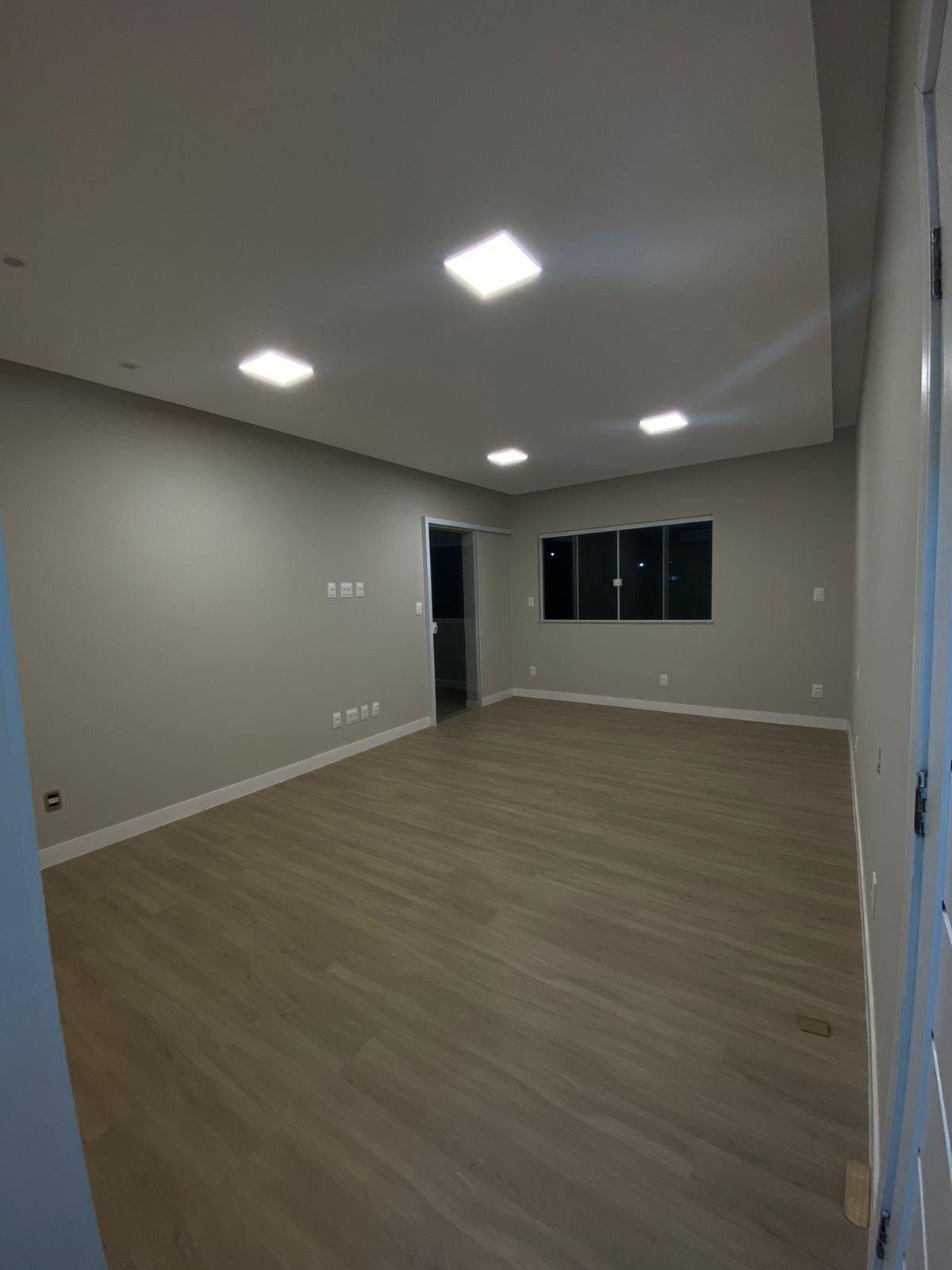 Imagem Casa com 6 Quartos à Venda, 335 m²em Alphaville (abrantes) - CAMAÇARI