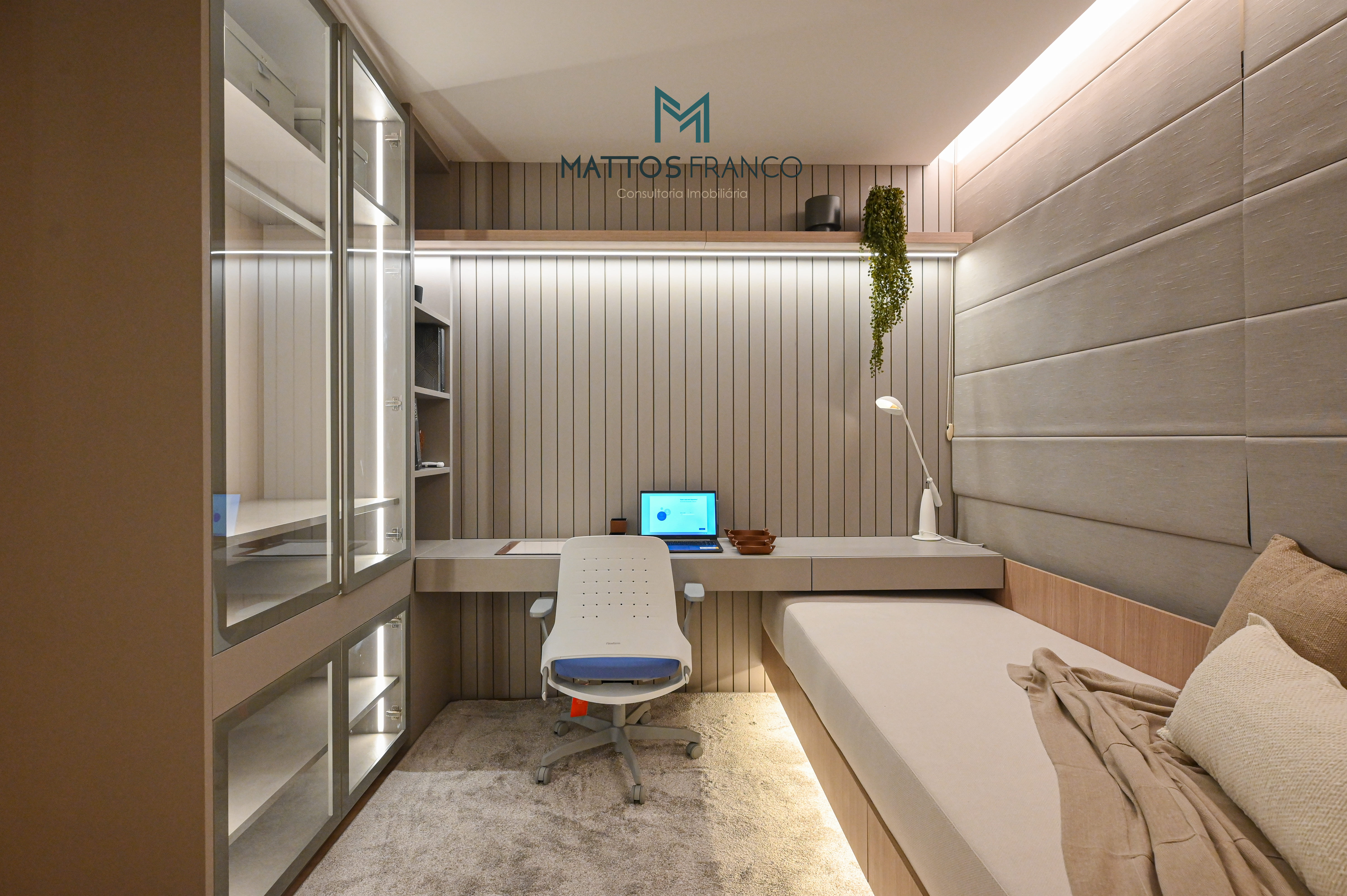 Imagem Apartamento com 4 Quartos à Venda, 158 m²em Savassi - Belo Horizonte