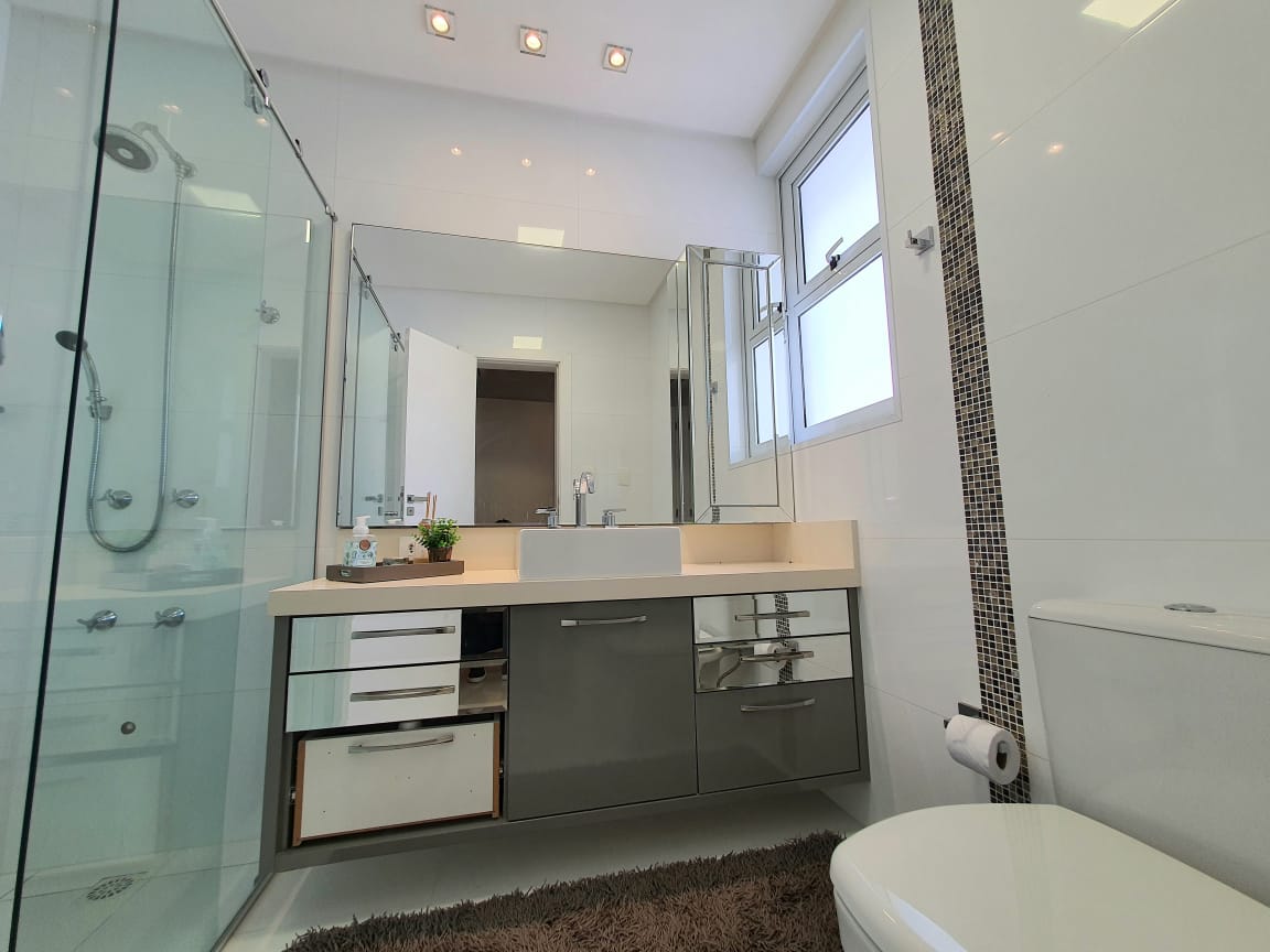 Imagem Apartamento com 3 Quartos à Venda, 135 m²em Centro - Balneário Camboriú