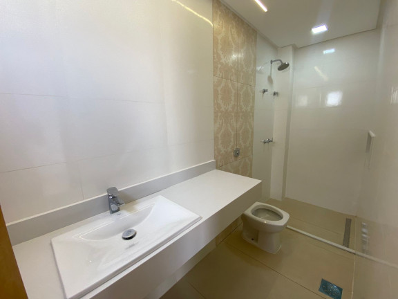 Imagem Casa com 3 Quartos à Venda, 169 m²em Jardins Porto - Senador Canedo