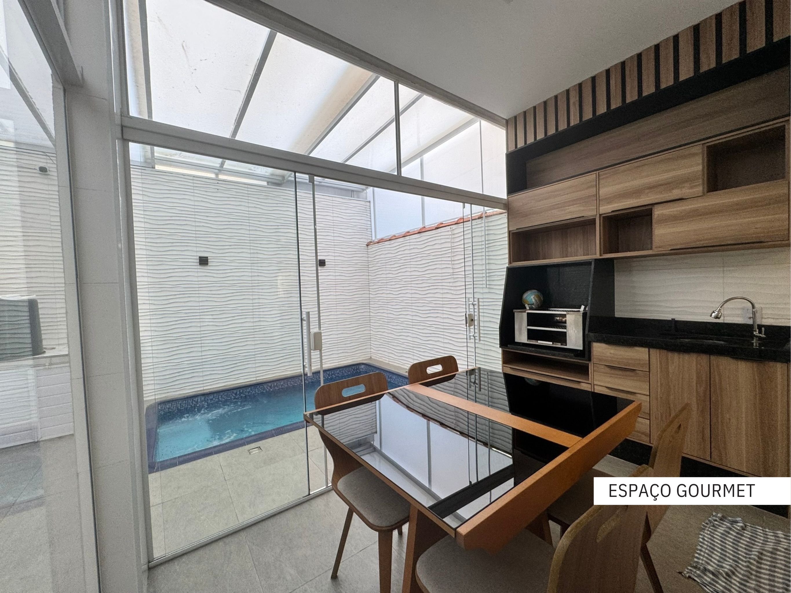 Imagem Sobrado com 3 Quartos à Venda, 150 m² em Ocian - Praia Grande Imagem Sobrado com 3 Quartos à Venda, 150 m² em Ocian - Praia Grande