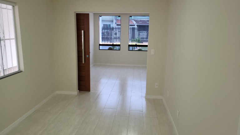 Imagem Casa com 3 Quartos à Venda, em Itaum - Joinville Imagem Casa com 3 Quartos à Venda, em Itaum - Joinville