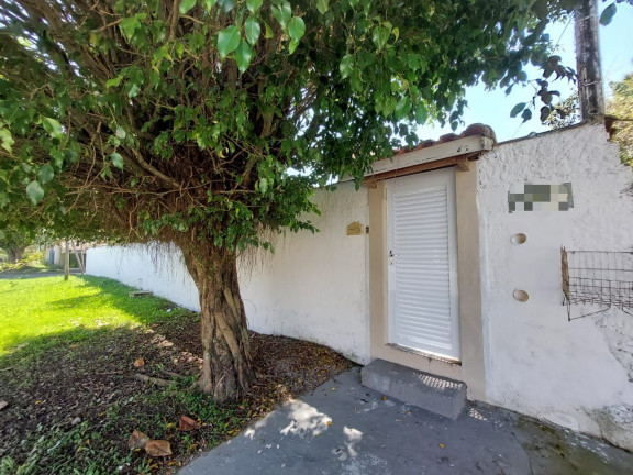 Imagem Casa com 3 Quartos à Venda, 182 m² em Centro - Peruíbe