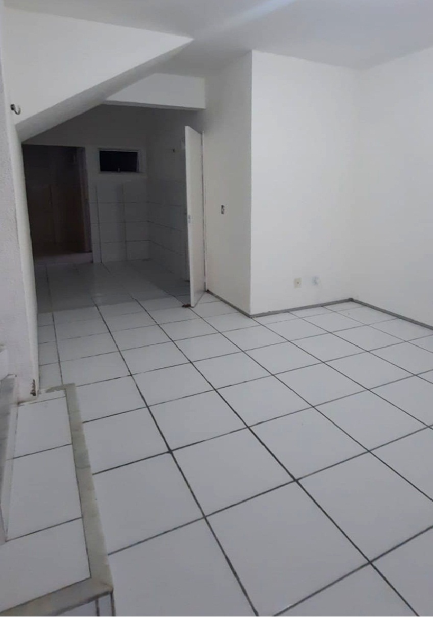 Imagem Casa de Condomínio com 2 Quartos à Venda, 51 m²em Siqueira - Fortaleza