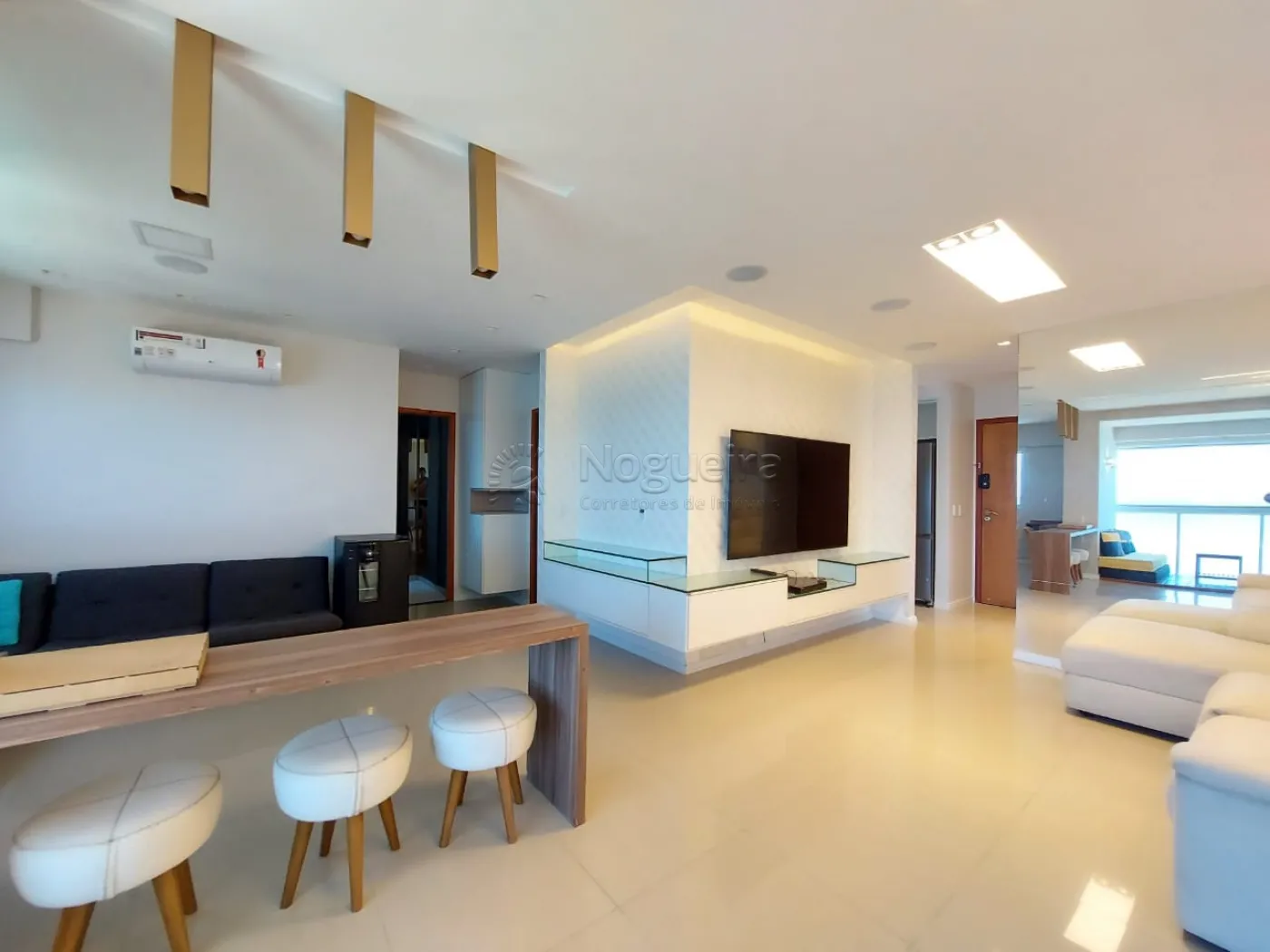 Imagem Apartamento com 2 Quartos à Venda, 74 m²em Candeias - Jaboatão dos Guararapes