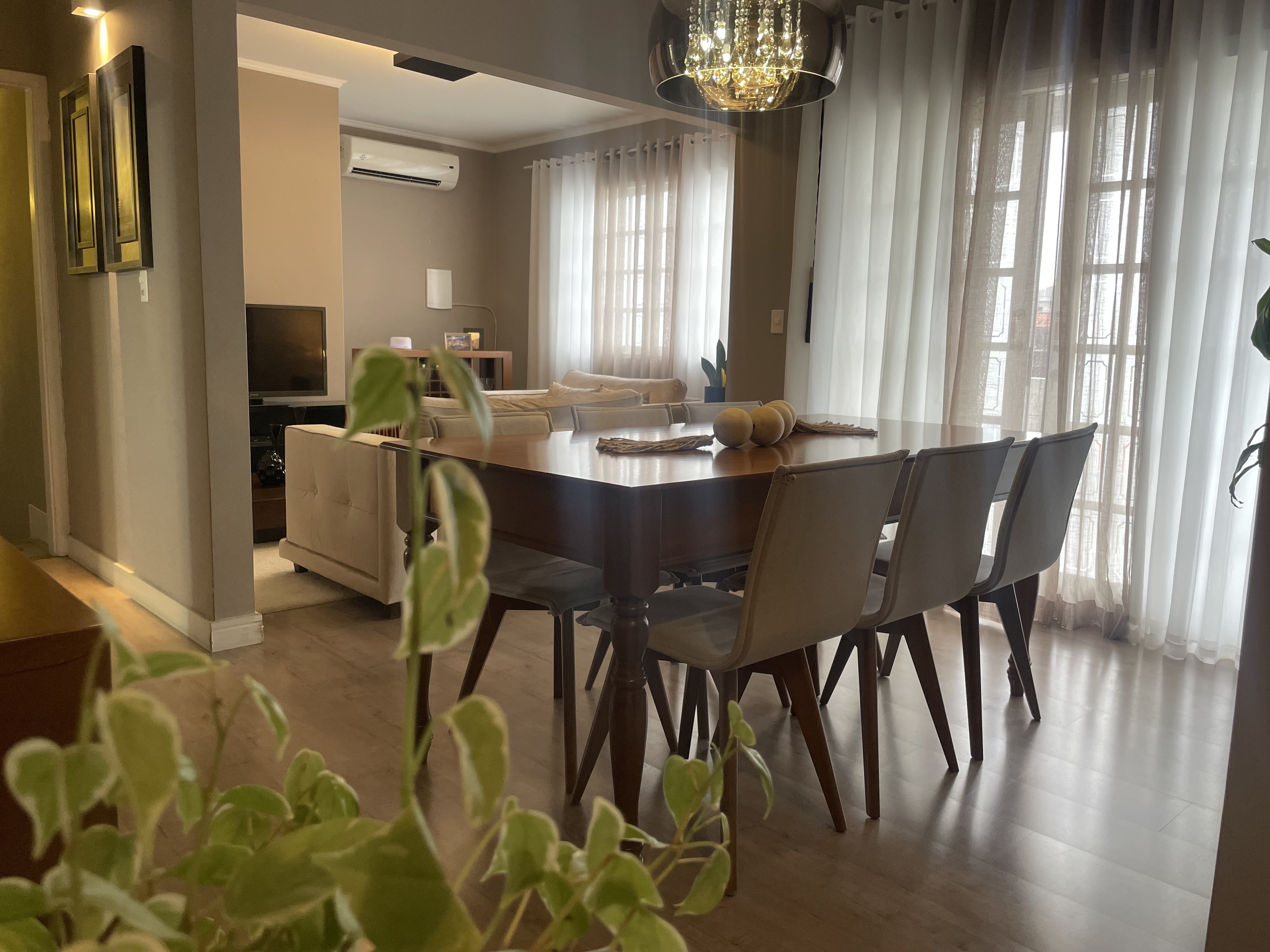 Imagem Sobrado com 3 Quartos à Venda, 280 m²em Jardim Iririú - Joinville
