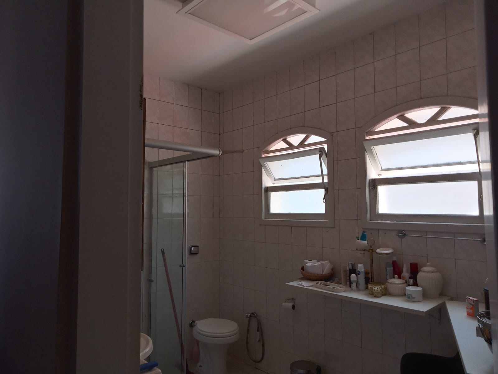 Imagem Sobrado com 3 Quartos à Venda, 260 m²em Jardim Paulista - Mogi das Cruzes