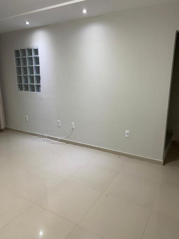 Imagem Casa com 4 Quartos à Venda ou Locação, 180 m²em Barra de Jangada - Jaboatão dos Guararapes