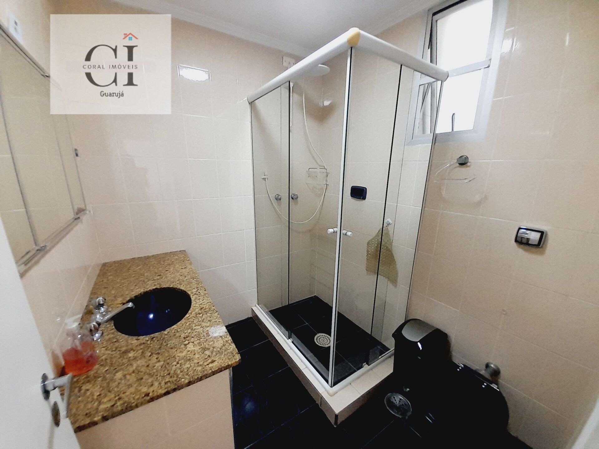 Imagem Apartamento com 3 Quartos à Venda, 95 m² em Pitangueiras - Guarujá