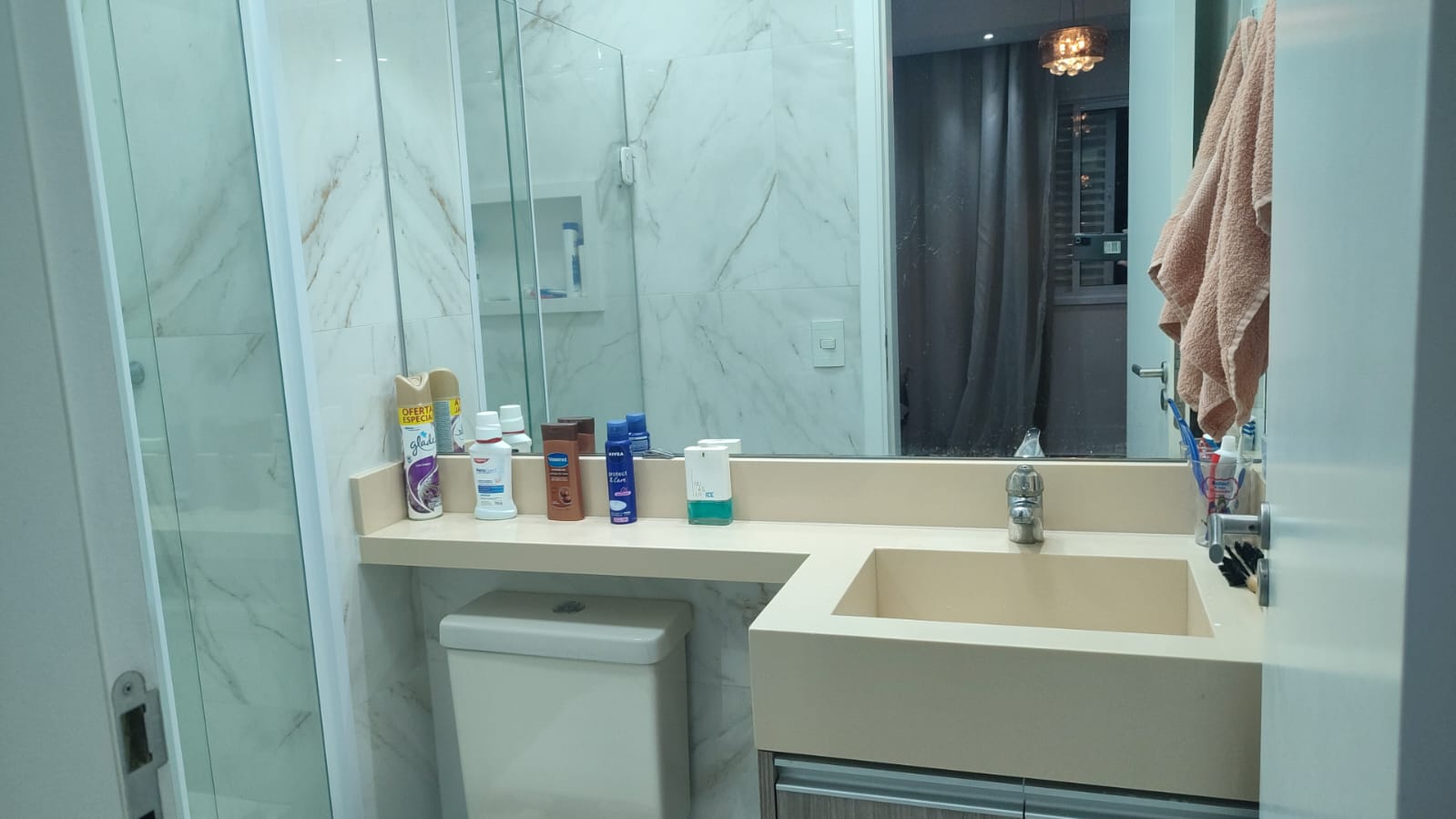 Imagem Apartamento com 2 Quartos à Venda, 60 m²em Jardim Tupanci - Barueri