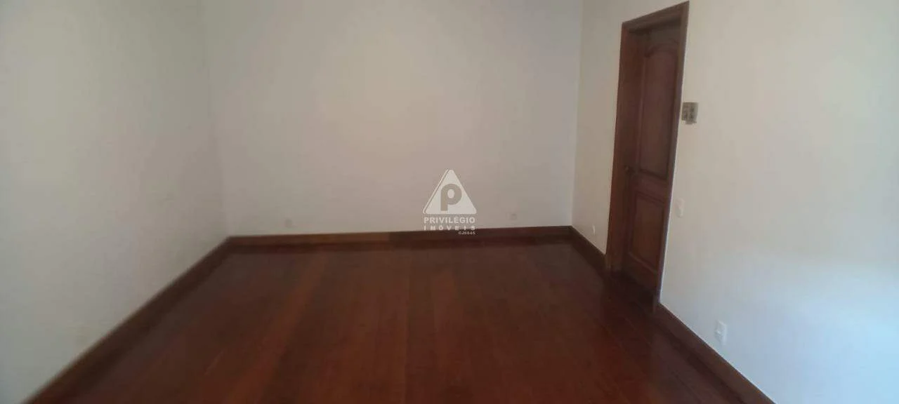 Imagem Apartamento com 6 Quartos à Venda, 470 m²em Ipanema - Rio de Janeiro Imagem Apartamento com 6 Quartos à Venda, 470 m²em Ipanema - Rio de Janeiro