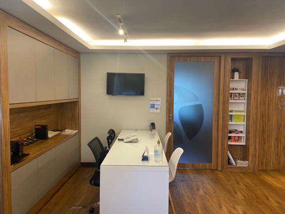 Imagem Sala Comercial à Venda ou Locação, 104 m²em Itaim Bibi - São Paulo Imagem Sala Comercial à Venda ou Locação, 104 m²em Itaim Bibi - São Paulo
