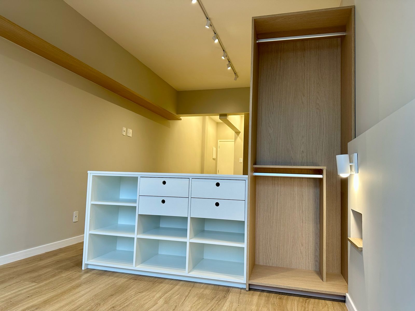 Imagem Studio com 1 Quarto à Venda, 32 m² em Centro - Florianópolis