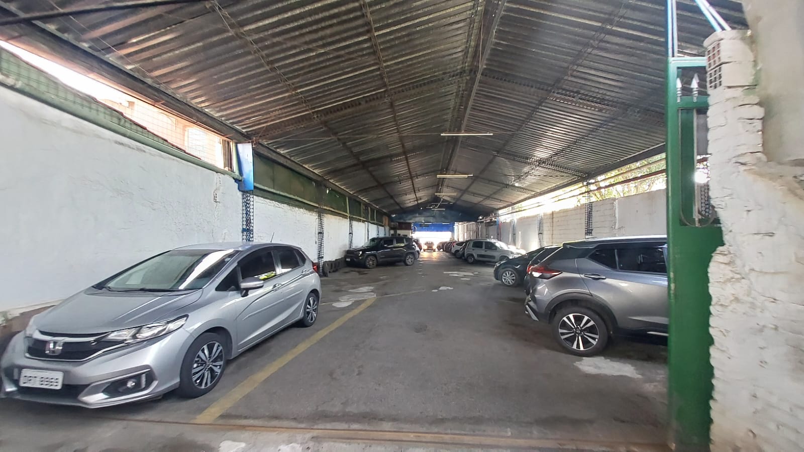 Imagem Galpão para Alugar, 880 m² em Centro - Mogi das Cruzes