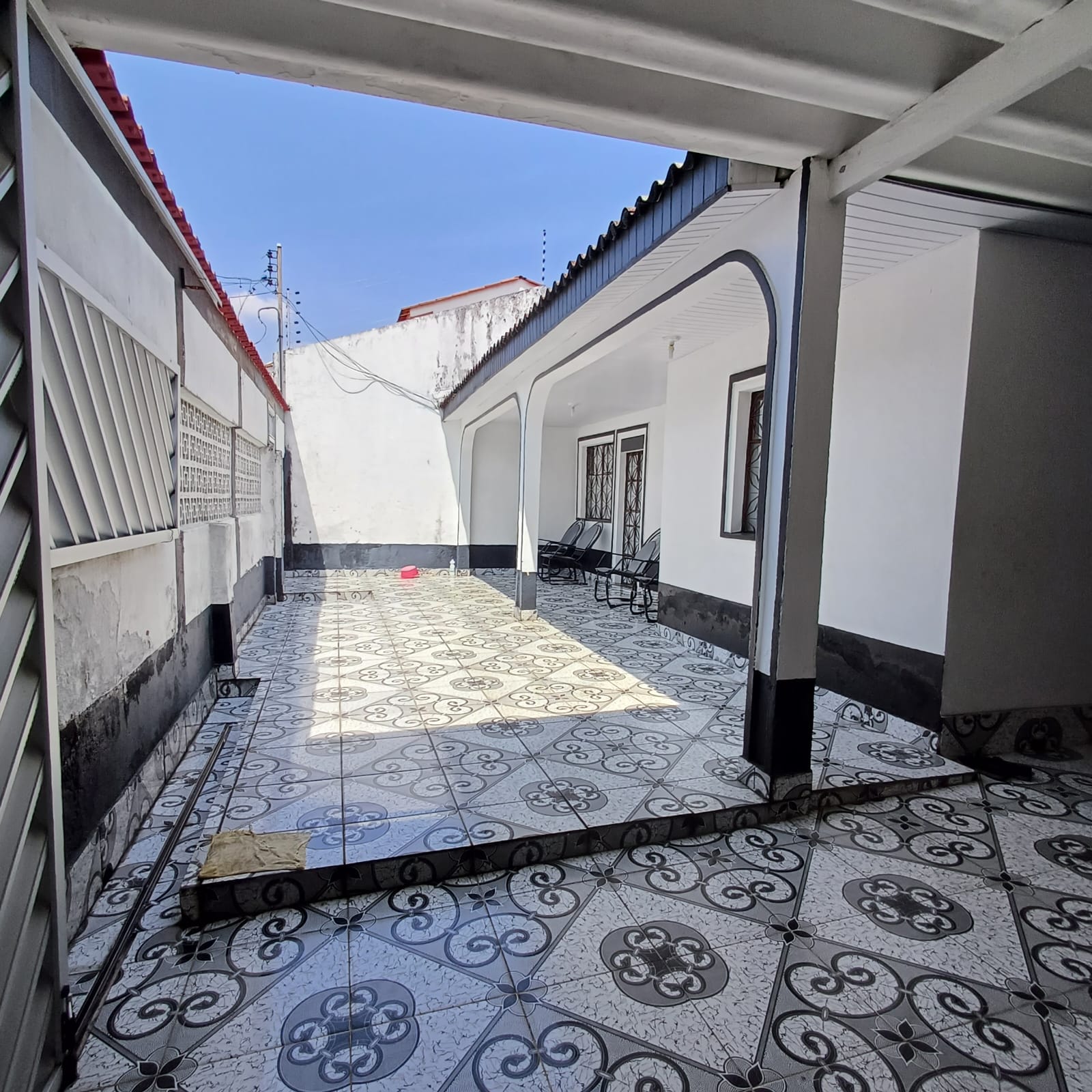 Imagem Casa com 4 Quartos à Venda, 263 m²em Dom Pedro I - Manaus