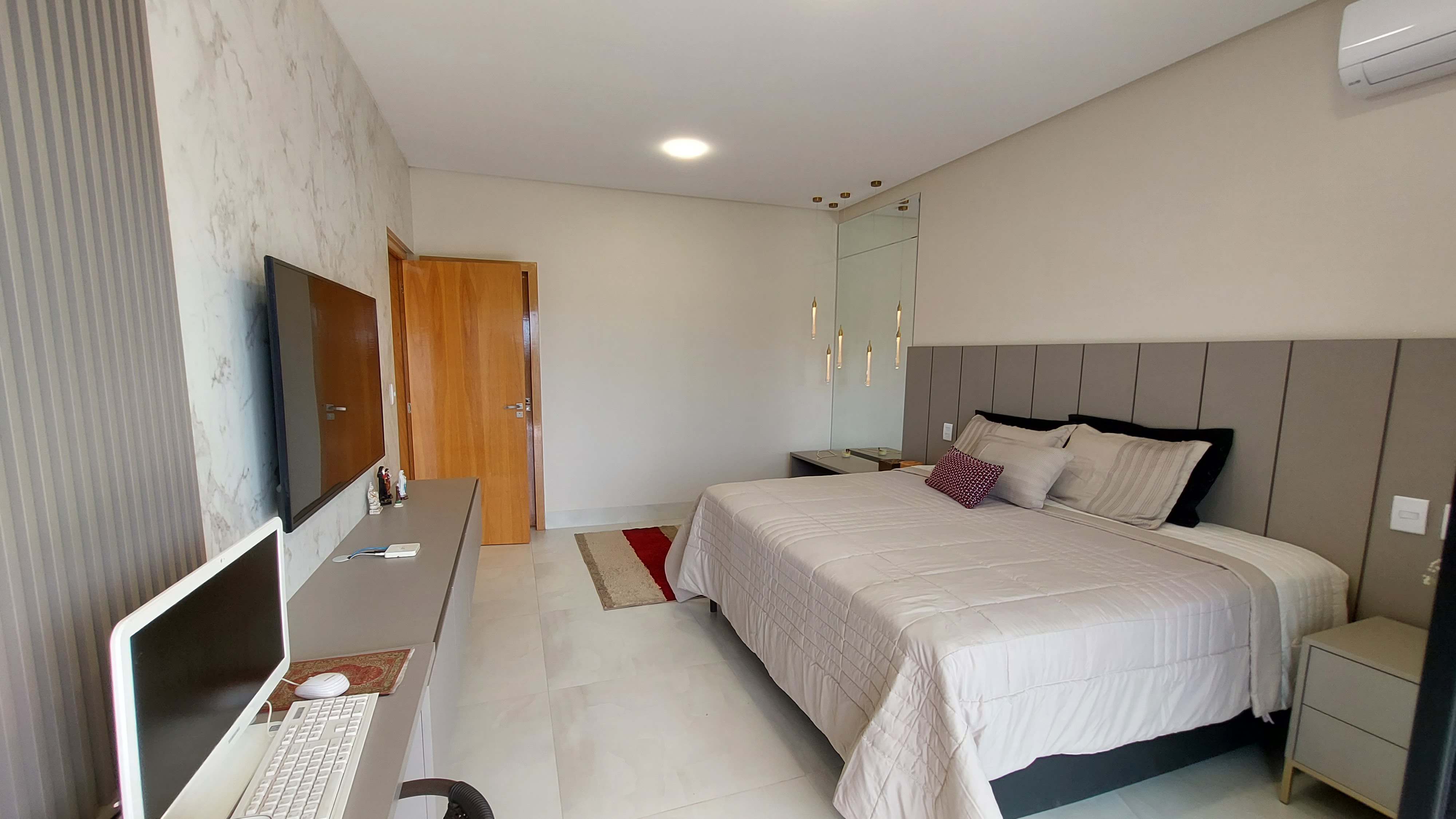 Imagem Casa de Condomínio com 4 Quartos à Venda ou Temporada, 259 m²em Parqville Pinheiros - Aparecida de Goiânia Imagem Casa de Condomínio com 4 Quartos à Venda ou Temporada, 259 m²em Parqville Pinheiros - Aparecida de Goiânia