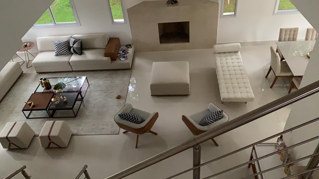 Casa de Condomínio com 4 Quartos à Venda, 382 m²em Alphaville - Santana de Parnaíba