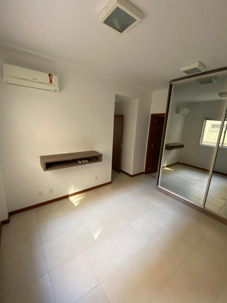 Imagem Apartamento com 3 Quartos à Venda, 274 m²em Meia Praia - Itapema