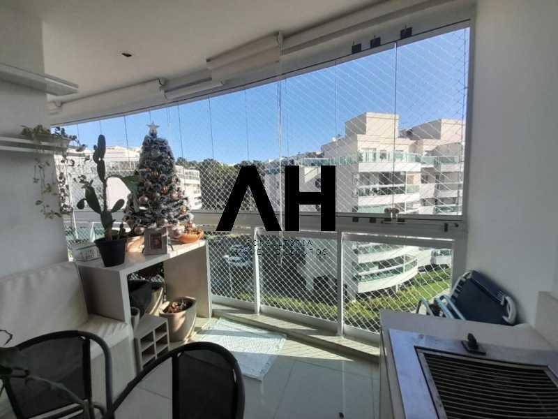 Imagem Apartamento com 3 Quartos à Venda, 105 m²em Camboinhas - Niterói Imagem Apartamento com 3 Quartos à Venda, 105 m²em Camboinhas - Niterói