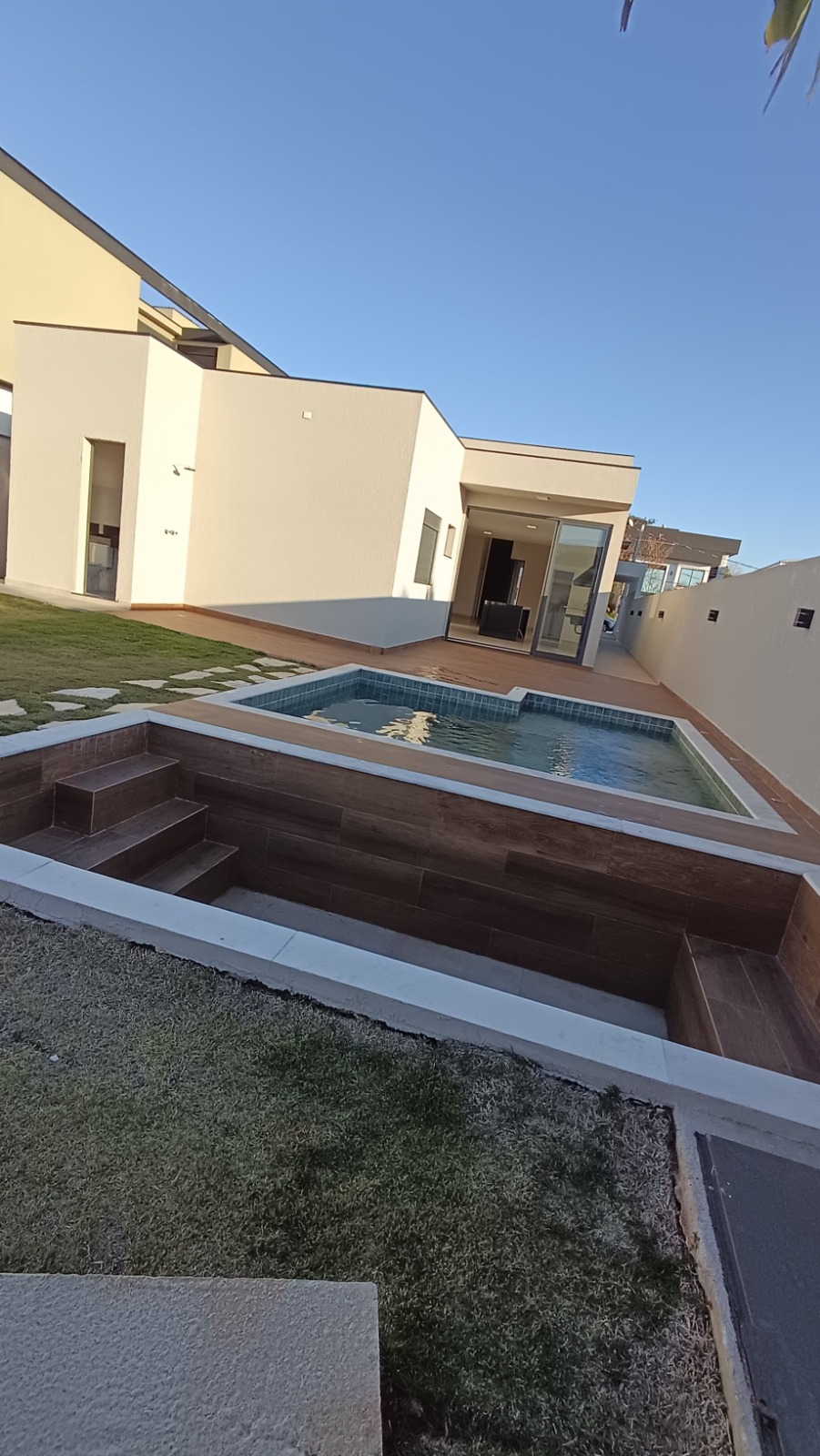 Imagem Casa com 3 Quartos à Venda, 214 m² em Condomínio Residencial Fazenda Santa Helena - Bragança Paulista Imagem Casa com 3 Quartos à Venda, 214 m² em Condomínio Residencial Fazenda Santa Helena - Bragança Paulista