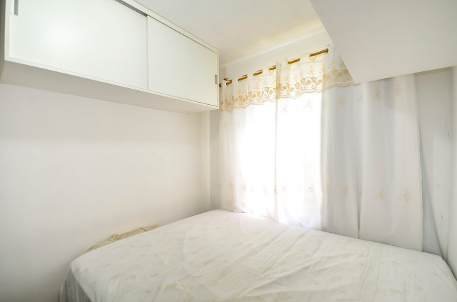Imagem Apartamento com 2 Quartos à Venda,  em Campo Comprido - Curitiba