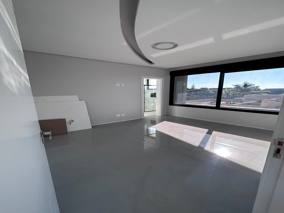 Imagem Casa de Condomínio com 4 Quartos à Venda, 379 m²em Jacaré - Cabreúva - SP